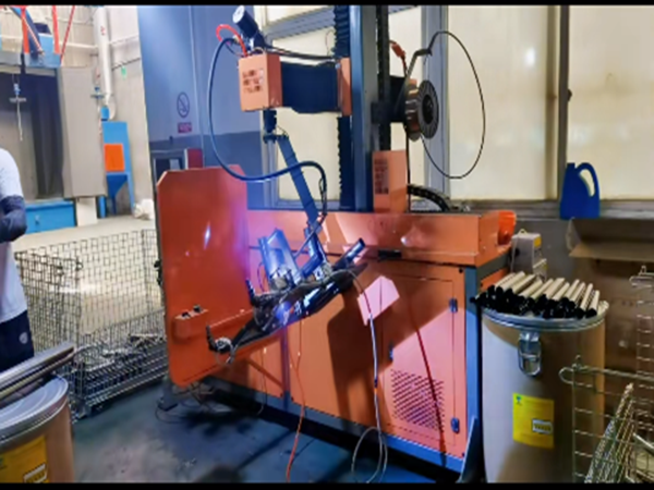 �ܵ�����