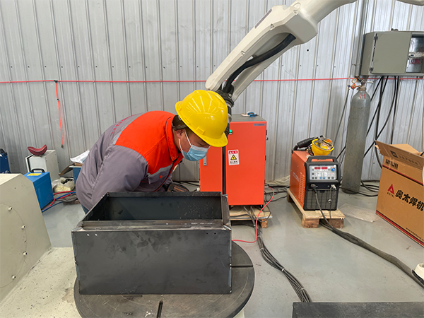 �Զ����ӻ�е�˵ĺ������ʺͺ��ӵ����Ǽ�������������