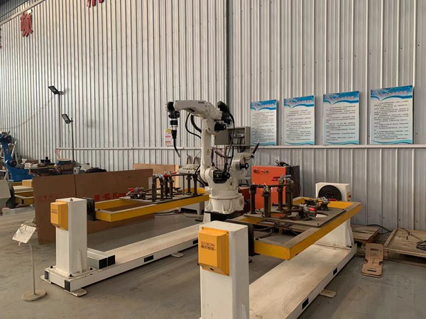 ÇൺAGƽ̨ÓÎÏ·´óÌü_AGÕæÈ˹ú¼ÊÌüµÄ×Ô¶¯º¸½ÓÉú²úÏßչʾ »úеÈË×Ô¶¯º¸½ÓÉú²úÏßµÄ×é³É²¿·Ö