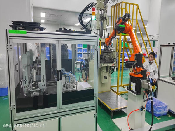 Ӿ���Զ���������