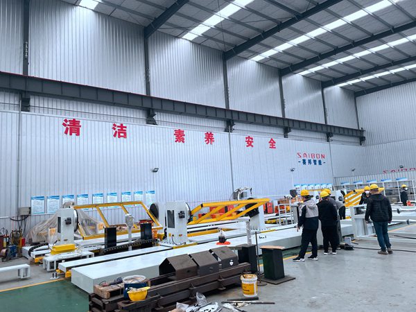 青岛AG平台游戏大厅_AG真人国际厅生产的焊接变位机展示 焊接变位机卡盘先容