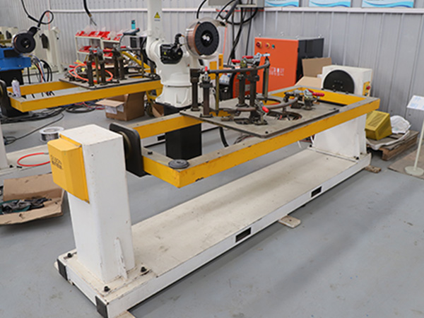 ˫��ת���ӱ�λ���ɴ���ĺ���