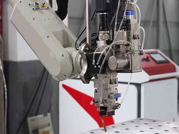 激光焊接机械人的焊接缺陷是可以举行预防息争决的 激光焊接机械人的焊接缺陷是可以举行预防息争决的