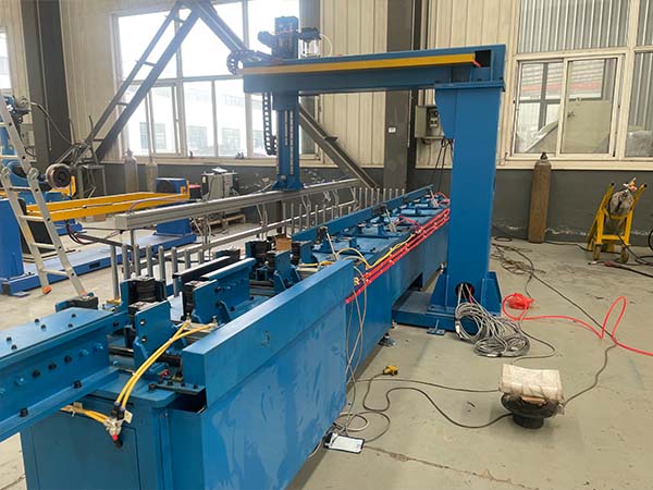 ��ҵ���ӻ�е��Ӧ����������