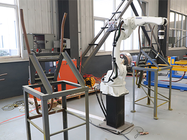 ȫ�Զ����ӻ�е������վ������Լ���������