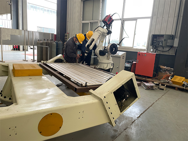 ���ӻ�е��Ϊ������ҵ������Т˳