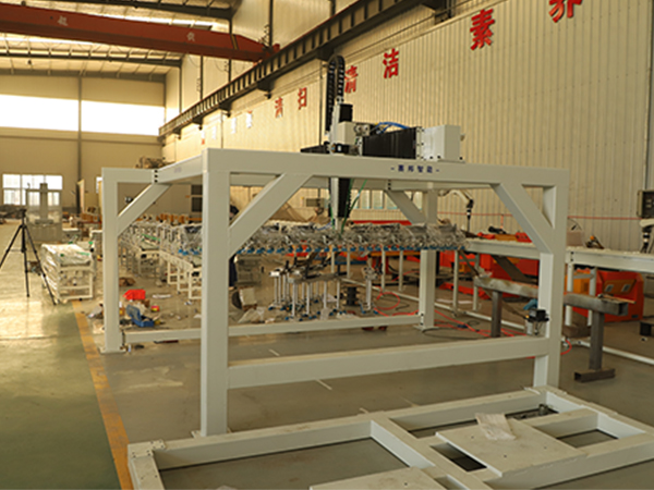 �Զ����������߳���