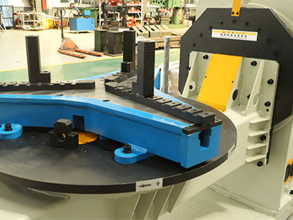 ˫���е�˱�λ��