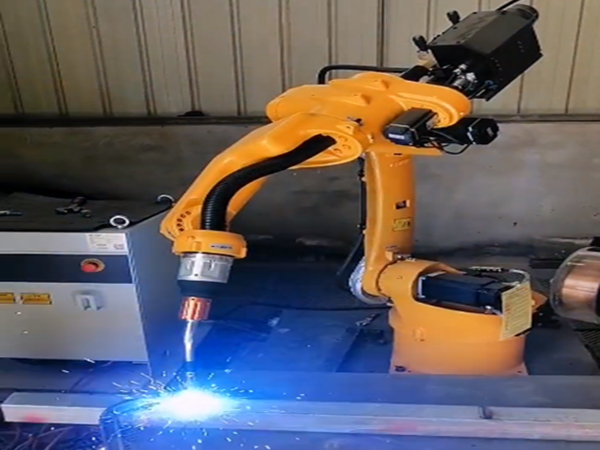 �㺸��е��